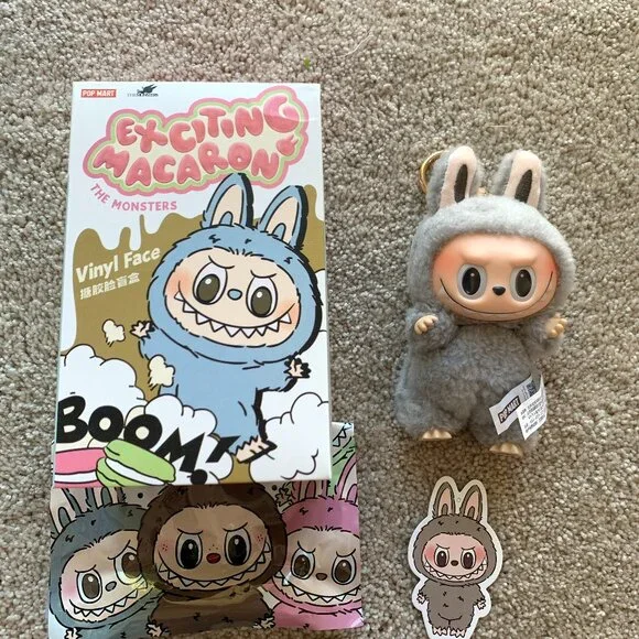 Labubu The Monsters Exciting Macaron Sesame bean - Picture 2 of 8